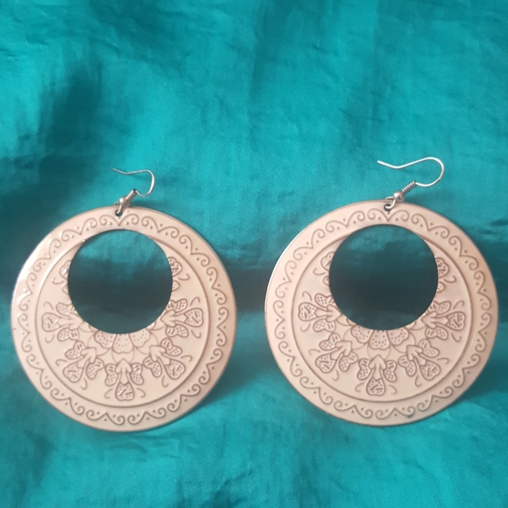 Women's Costume Jewelry